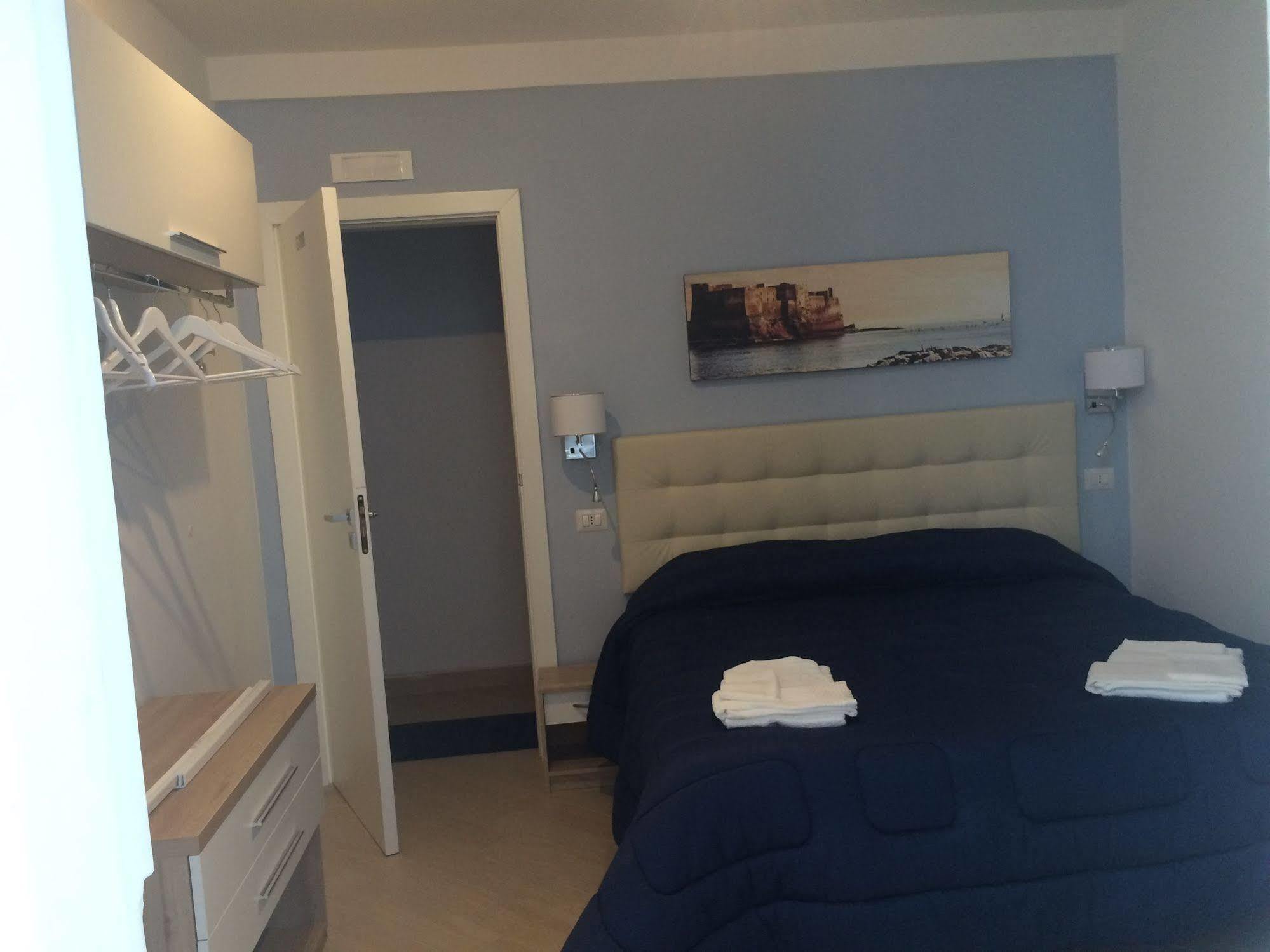 Bed and breakfast Base Mergellina